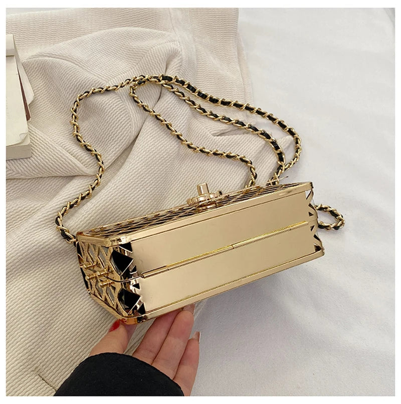 2024 Fashion Hollow Chain Crossbody Shoulder Bag Trend Females Metal Bag Luxury Designer Handbags Mini Shopper Square Bag